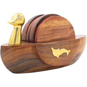 Posavasos Artesanales con Incrustaciones de Latón (Juego de 6), Elegante Diseño de Barco, Soporte para Bebidas de Madera, Estilo Clásico, Madera de Mango - Product Image 1