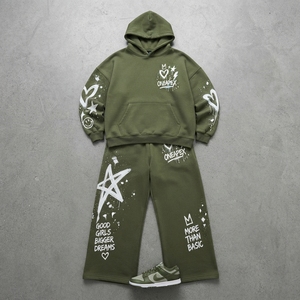 Conjunto Deportivo de Dos Piezas para Mujer, Sudadera con Capucha Verde Oliva con Estampado Gráfico de Corazones y Estrellas, Pantalones Jogger de Pierna Ancha, Ropa Casual de Calle - Product Image 1