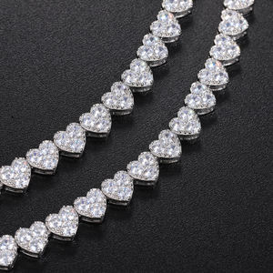 Bracelet de luxe en diamant taille cœur, serti pavé, maillons de chaîne, unisexe, pour usage quotidien - Product Image 3