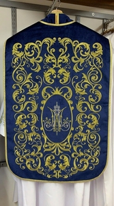 Casulla Litúrgica Azul con Monograma Bordado en Oro, Vestimenta de Culto Católica para Sacerdotes Adultos, para las Cuatro Estaciones - Product Image 6