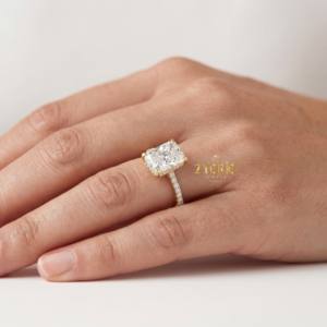 Anillo de Compromiso de Lujo con Diamante Cultivado en Laboratorio, Corte Radiante, Engaste Pavé, Chapado en Oro de 14K, Regalo de Aniversario de Bodas para Mujer, a la Moda - Product Image 5