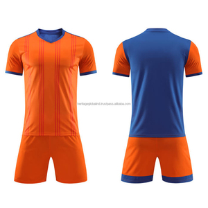 Jersey de fútbol personalizado original al por mayor con conjuntos de uniformes de fútbol de cuello camisetas de fútbol de malla transpirable - Product Image 4