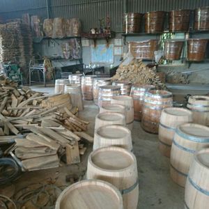 Barils de vieillissement de bière en bois artisanaux, durables et hermétiques, de qualité alimentaire, les plus vendus pour les bars - Product Image 2