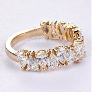 AMBER JEWELS Anillo de Compromiso de Lujo Unisex de Oro Sólido de 18K con Piedra Natural de Corte Esmeralda y Engaste de Puntas, Certificado IGI - Product Image 3