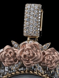 Pendentif de luxe en or massif 18 carats plaqué or rose avec pierres moissanite taille baguette, design floral, breloques à thème, pendentif photo - Product Image 4