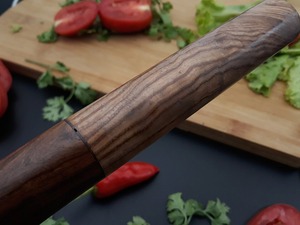Cuchillo de Chef de Acero al Carbono Forjado a Mano, Hoja de 8-9.9 Pulgadas, Acabado Satinado, Estilo Japonés, Mango de Madera, para Mano Derecha - Product Image 3