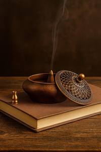 Brûleur d'encens en bois attrayant, porte-encens de luxe en métal, Bakhoor, encens arabe pour le Ramadan et l'Aïd Moubarak - Product Image 3