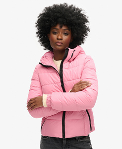 Chaqueta de invierno acolchada personalizada para mujer, ropa informal premium para exteriores, a prueba de viento, con cierre de cremallera y bolsillos laterales. - Product Image 2