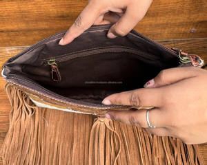 Bolso de mano con flecos de cuero tallado a mano de diseñador de gran oferta, bolso elegante, bolsos de cuero de piel de vaca para mujer, multiusos - Product Image 6