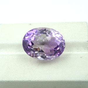พลอยอเมทิสต์ธรรมชาติ รูปทรงวงรี 22.45 กะรัต แบบเม็ดเดี่ยว - Product Image 4