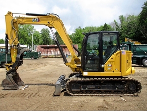 Well Maintained 308 CR Hydraulic Digger Available For Export - Product Image 3