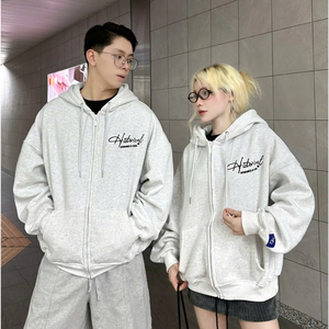 เสื้อฮู้ดดี้ทรงบ็อกซี่ผ้าฝ้ายพิมพ์ลายดิจิตอลสำหรับผู้ชาย OEM & ODM รับผลิตตามแบบ พร้อมซิปปักลายและพิมพ์ลาย สตรีทแวร์ ผลิตในเวียดนาม - Product Image 1