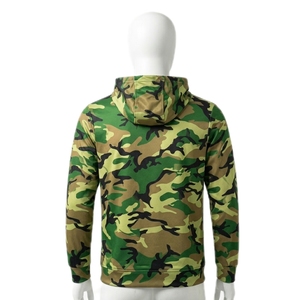 เสื้อฮู้ดลายพรางต้นไม้สำหรับผู้ชาย เหมาะสำหรับการล่าสัตว์ ตั้งแคมป์ เดินป่า ผลิตตามสั่งในปากีสถาน - Product Image 2