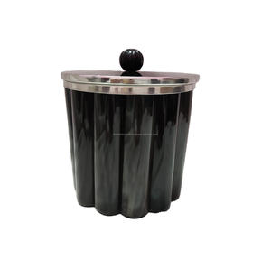 Cubetera Artesanal Ecológica con Incrustaciones de Cuerno y Interior de Acero Inoxidable, Elegante Vajilla para Fiestas - Product Image 4