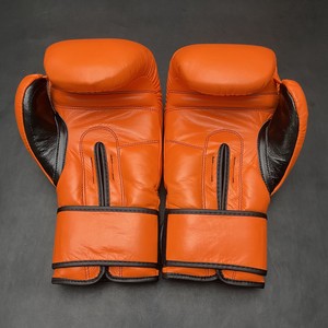 Gants de boxe professionnels Cleto Lace personnalisables de qualité supérieure, respirants, anti-humidité, à doigts entiers, en cuir de vachette épais à 4 couches - Product Image 5