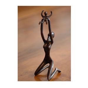 Escultura de aluminio de lujo diseñada para espacios interiores de alta gama y presentaciones de decoración sofisticada - Product Image 5