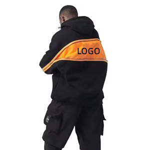 Sudadera con Capucha Extra Grande para Hombre, Negra con Logotipo Estampado en la Espalda Naranja, Estilo Casual Urbano, Felpa Francesa de Algodón, Corte Regular - Product Image 4