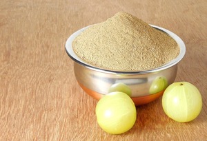 Poudre d'Amla indienne pure de qualité supérieure, complément alimentaire naturel à base de plantes pour la croissance des cheveux, la santé de la peau et la vitalité, disponible à la vente - Product Image 5