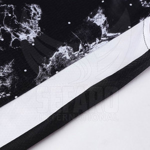 Uniforme de Baloncesto de Alta Calidad con Estampado Tie Dye, Uniforme de Baloncesto Personalizado - Product Image 5