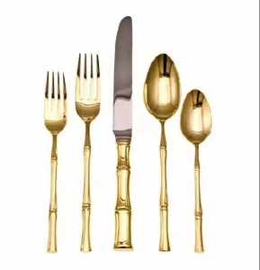 Cuillère de cuisine en bois naturel, design moderne et artisanal, multifonctionnelle, pour offrir en cadeau - Product Image 2