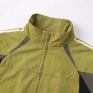 Chaqueta deportiva ligera unisex con paneles en contraste y cremallera frontal, cortavientos con paneles de color oliva y dobladillo elástico |   Marca Privada OEM/ODM - Product Image 3