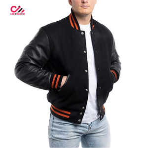 ผู้ผลิต OEM เสื้อแจ็คเก็ตหนังแฟชั่นสไตล์วินเทจ ปักอักษรแบบ Letterman  งานปักไหมพรมคุณภาพสูง เสื้อแจ็คเก็ต Varsity สำหรับผู้ชาย - Product Image 3