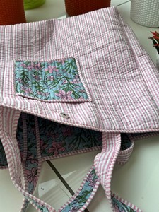 Sac fourre-tout bohème fait main imprimé pour femme – Élégant, tendance, avec fermeture éclair, pliable, été-automne, imprimé au bloc, matelassé à la machine, pur coton - Product Image 5