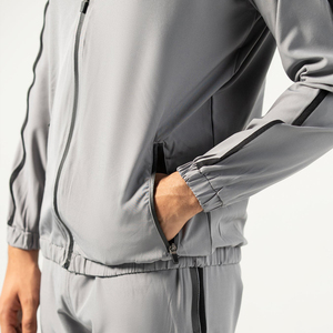 Ensemble de survêtement pour homme, veste et pantalon de survêtement, design personnalisé, coupe-vent d'extérieur, survêtement en nylon et polyester, décontracté, pour homme - Product Image 6