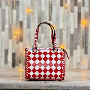 Bolsos de Viaje a Cuadros Rojos y Blancos, Elegantes y a Precio de Fábrica, Bolsos de Mano de Moda para Mujer, Bolsos de Fin de Semana - Product Image 3
