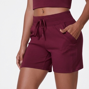 Shorts de surf en polaire pour femme, à ourlet effiloché, taille mi-haute, avec cordon de serrage, coupe droite, décontracté, coupe-vent, écologique, 100% polyester - Product Image 3