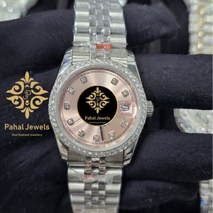 นาฬิกาข้อมือสแตนเลสสตีลหรูหราจาก Pahal Jewels พร้อมกรอบเพชรและหน้าปัดสีโรสโกลด์ ขนาด 36 มม. ทรงกลม ระบบควอตซ์ สำหรับทั้งชายและหญิง - Product Image 1