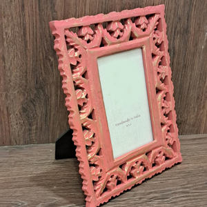 Estante de Escritorio para Fotos de Madera Maciza Hecho a Mano por Artesanos, Estante de Exhibición Ecológico y Sostenible con Acabado de Primera Calidad - Product Image 3