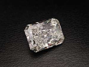 เพชรรูปทรงเรเดียนท์คัท เพาะเลี้ยงในห้องปฏิบัติการ สี D สีแฟนซี รับรองโดย IGI สำหรับทำเครื่องประดับ - Product Image 6