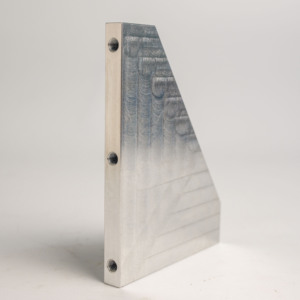 AMT VINA Bloc de raccordement structurel robuste en acier inoxydable à tolérance stricte, avec trous taraudés, usinage CNC personnalisé ISO9001 - Product Image 1
