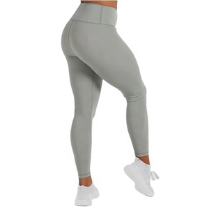 Leggings de yoga et de course pour femmes, taille mi-haute, avec logo personnalisé, performance professionnelle, pour fitness et yoga, avec poche zippée, en Spandex et Polyester - Product Image 2