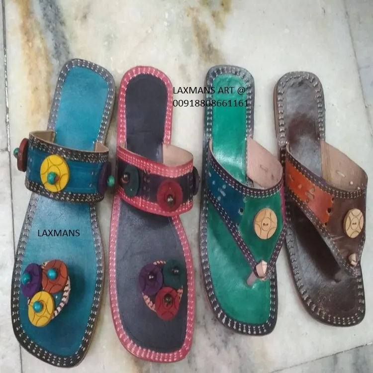 भारतीय चमड़े के कैज़ुअल जूते मुद्रित चमड़े के जूते चमड़े के हिप्पी जूते चमड़े के कैज़ुअल जूते कोल्हापुरी चमड़े के फैशन जूते