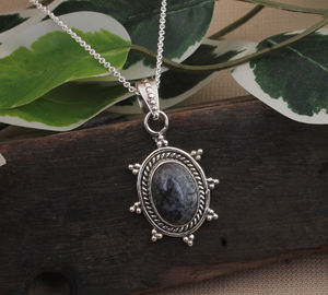 Colgante de Jaspe Oceánico Natural, Plata de Ley 925, Chapado en Platino, Collar de Piedra, Patrón Único Vintage, Joyería Artesanal Unisex - Product Image 1