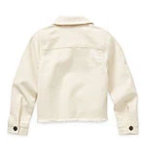 เสื้อแจ็คเก็ตยีนส์สีเบจสำหรับวัยรุ่น แบบคลาสสิกติดกระดุมด้านหน้า สไตล์ลำลอง แขนยาว มีกระเป๋าเสื้อที่อก พร้อมปักลายตามสั่ง - Product Image 2