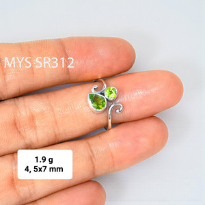 แหวนเงินประดับเพอริดอททรงเหลี่ยม น้ำหนักเบา พลอยเจียระไน แหวนเงินแท้ 925 ราคาขายส่ง เครื่องประดับเงิน - Product Image 1