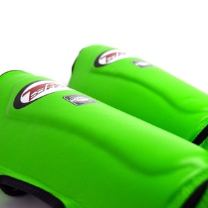 Espinilleras para entrenamiento de fútbol, equipo de protección para piernas, para adultos y jóvenes, duraderas, ligeras, transpirables, accesorio deportivo seguro - Product Image 2
