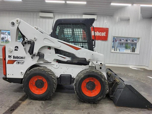 Cargadora Compacta S740 2022 con Cabina Cerrada, Máquina de Construcción de Alto Rendimiento - Product Image 5