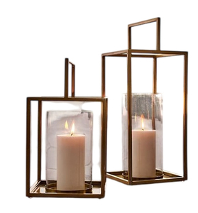 Nouvelle Lanterne à Bougie Tendance en Métal et Verre avec Finition Bronze, Faite à la Main, pour l'Extérieur et la Maison - Product Image 1