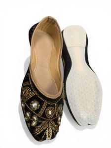 jutti adornado a mano para boda - Product Image 3