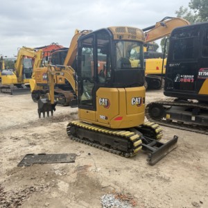 格安中古CAT302ミニショベル、2トン小型クローラー掘削機、多機能ミニショベル、安定した性能 - Product Image 2