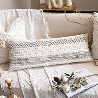 Grands coussins décoratifs bohèmes lombaires abordables Oreillers lombaires de haute qualité Coussins de siège Boho du fournisseur indien