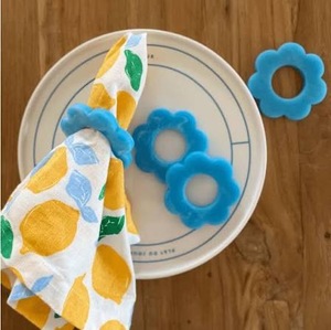 Resin Eco-Friendly Napkin Rings Customized ILAHI's Round Fashion Mother's Day Easter Weddings Parties <b>Restaurants</b> Table <b>Decor</b> - Product Image 4