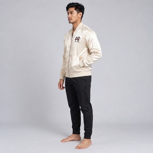 Chaqueta de satén para hombre al por mayor con material premium, acabado elegante, ajuste cómodo, costuras duraderas y diseño versátil - Product Image 2