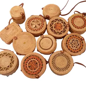 หวายธรรมชาติฟางตะกร้าไม้ไผ่กระเป๋าเดินทางผู้หญิงที่เดินทางมาพักผ่อน Handmade หวายแฟชั่นกระเป๋าชายหาดทําในเวียดนาม - Product Image 1