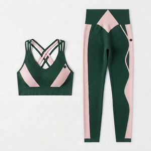 Conjunto deportivo sin costuras de canalé para mujer, ropa funcional para entrenamiento atlético, gimnasio, ejercicio, correr y entrenamientos. - Product Image 5