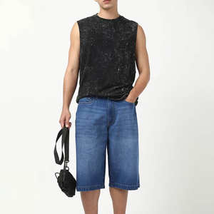 Shorts en jean pour homme au design minimaliste et épuré, style polyvalent, coutures renforcées, durables, 100% coton, décontractés - Product Image 6